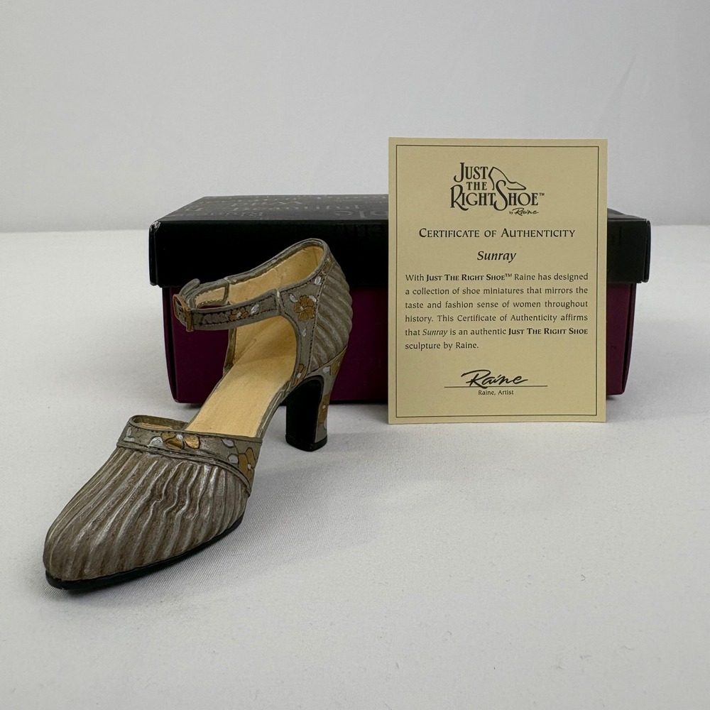 Vintage Just The Right Shoe By Raine Sunray 25097 1999 Box COA